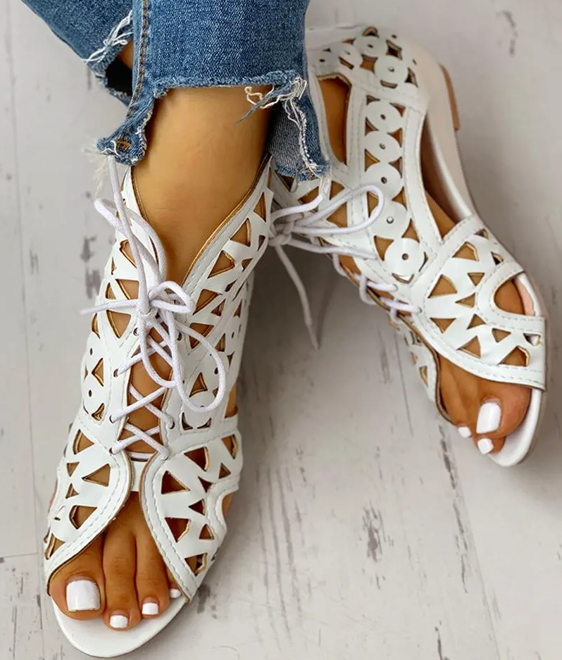 Adel - Komfortable Damen Sandalen mit Schnürsenkeln