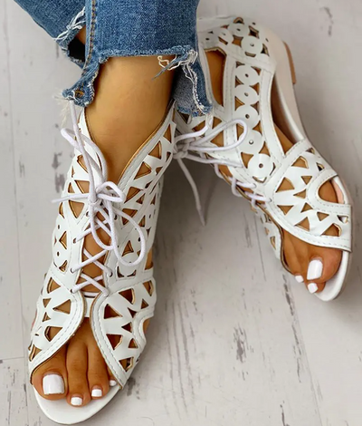 Adel - Komfortable Damen Sandalen mit Schnürsenkeln