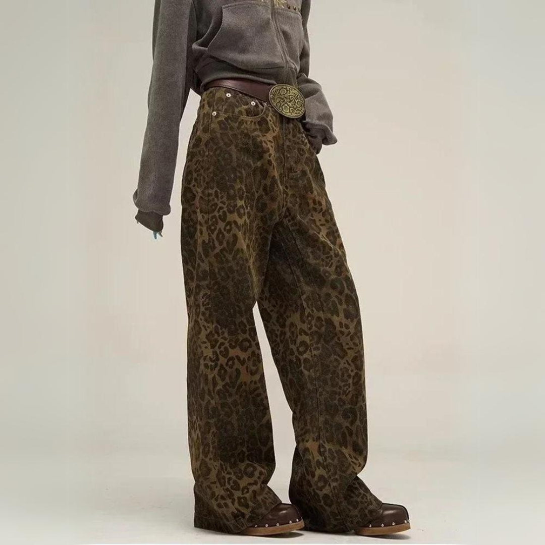 Damen High Waist Jeans im Leopardenstil
