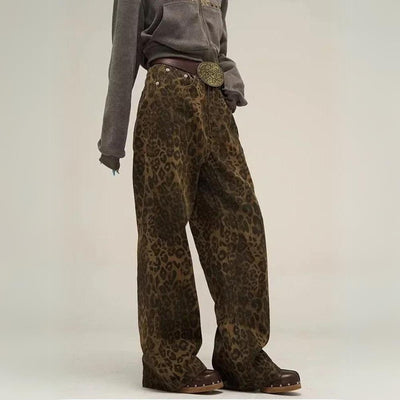 Damen High Waist Jeans im Leopardenstil