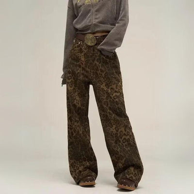 Damen High Waist Jeans im Leopardenstil