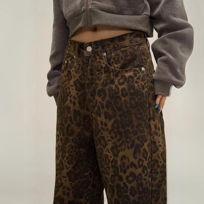Damen High Waist Jeans im Leopardenstil