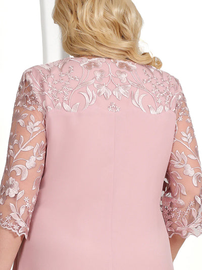Besticktes Damen Cocktailkleid in Übergröße für besonder Anlässe