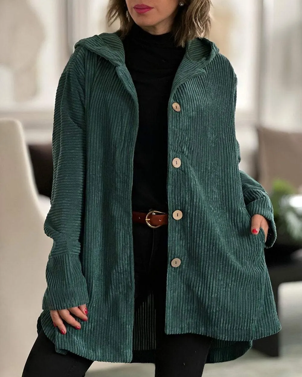 Bequeme Jacke mit Kapuze für Frauen