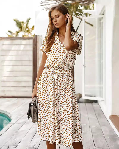 Elegantes Damenkleid mit Leopardenmuster