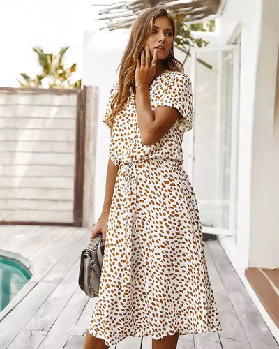Elegantes Damenkleid mit Leopardenmuster