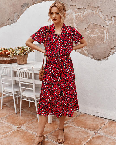 Elegantes Damenkleid mit Leopardenmuster